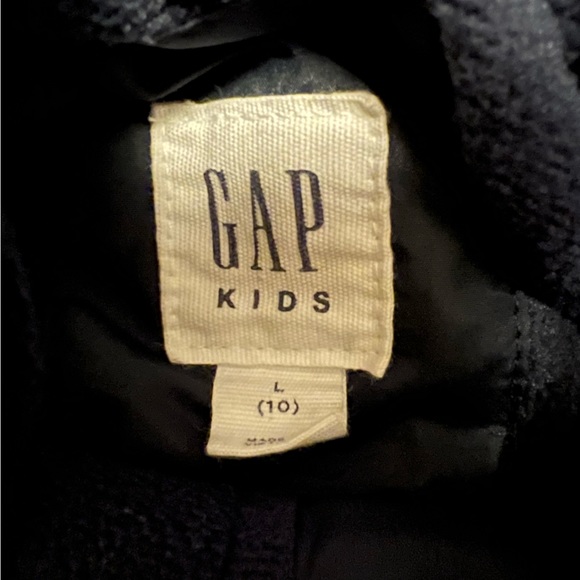Boys blue gap Sherpa coat and vest In one. - Picture 9 of 12